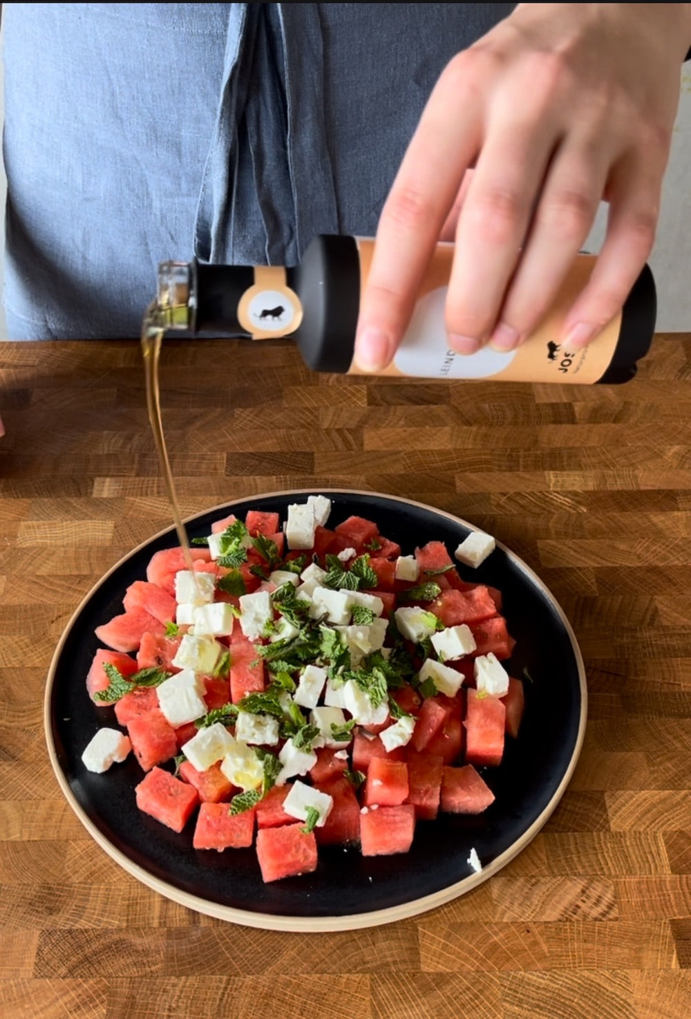 Sommerliche Wassermelonen-Salat mit Josty Leindotteröl – Josty Natura